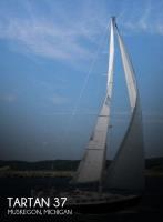 Tartan 3700 DEEP sailboat in Muskegon, Michigan, U.S.A