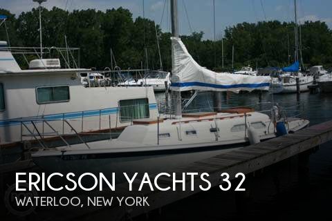 Ericson Yachts 32 sailboat in Waterloo, New-York-USA