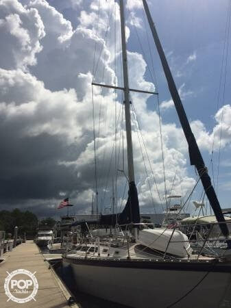 O'Day 39 sailboat in Elberta, Alabama-USA